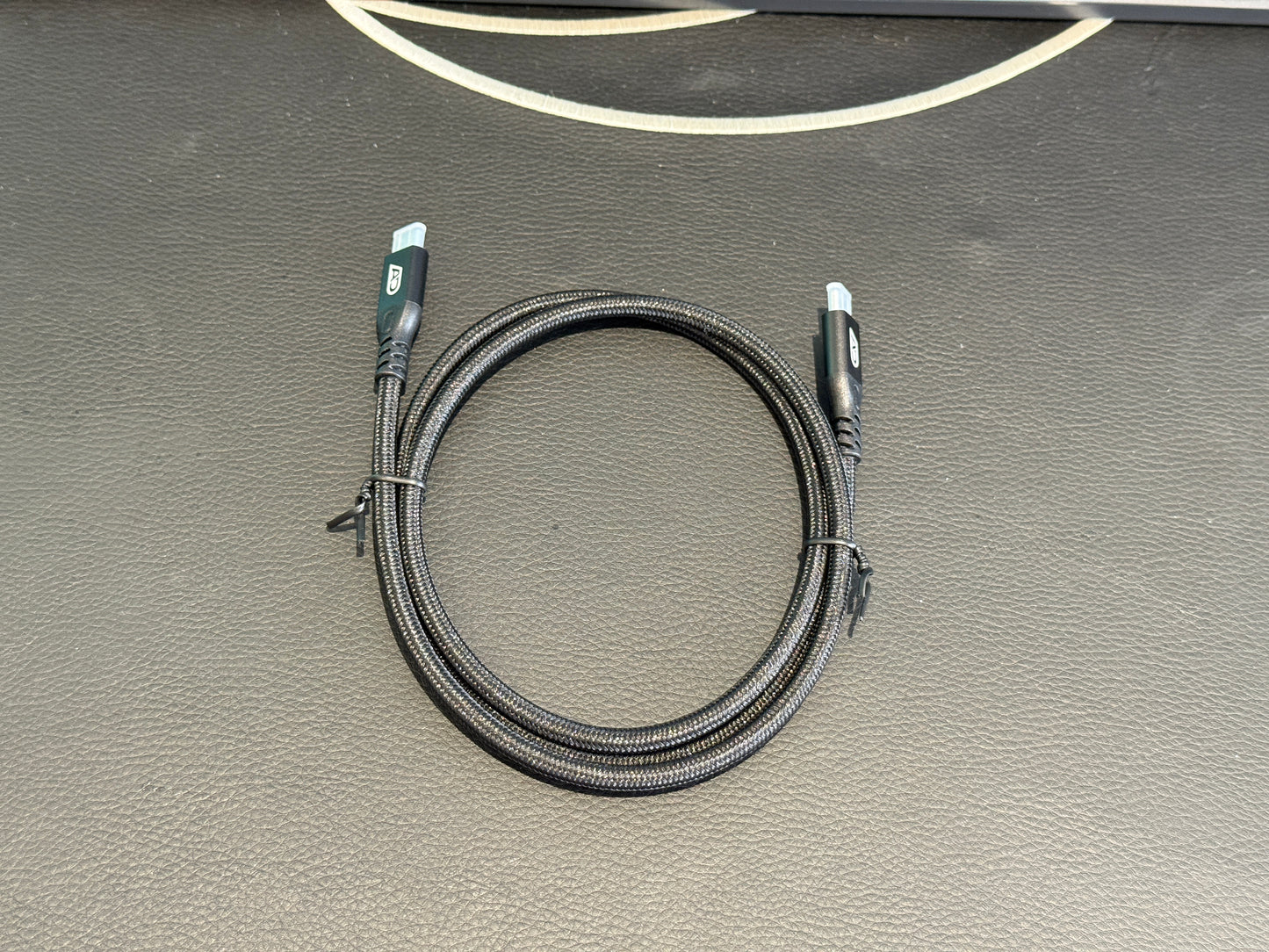 AD USB-C to USB-C Cable 1m & 2m (3 ft / 6 ft)